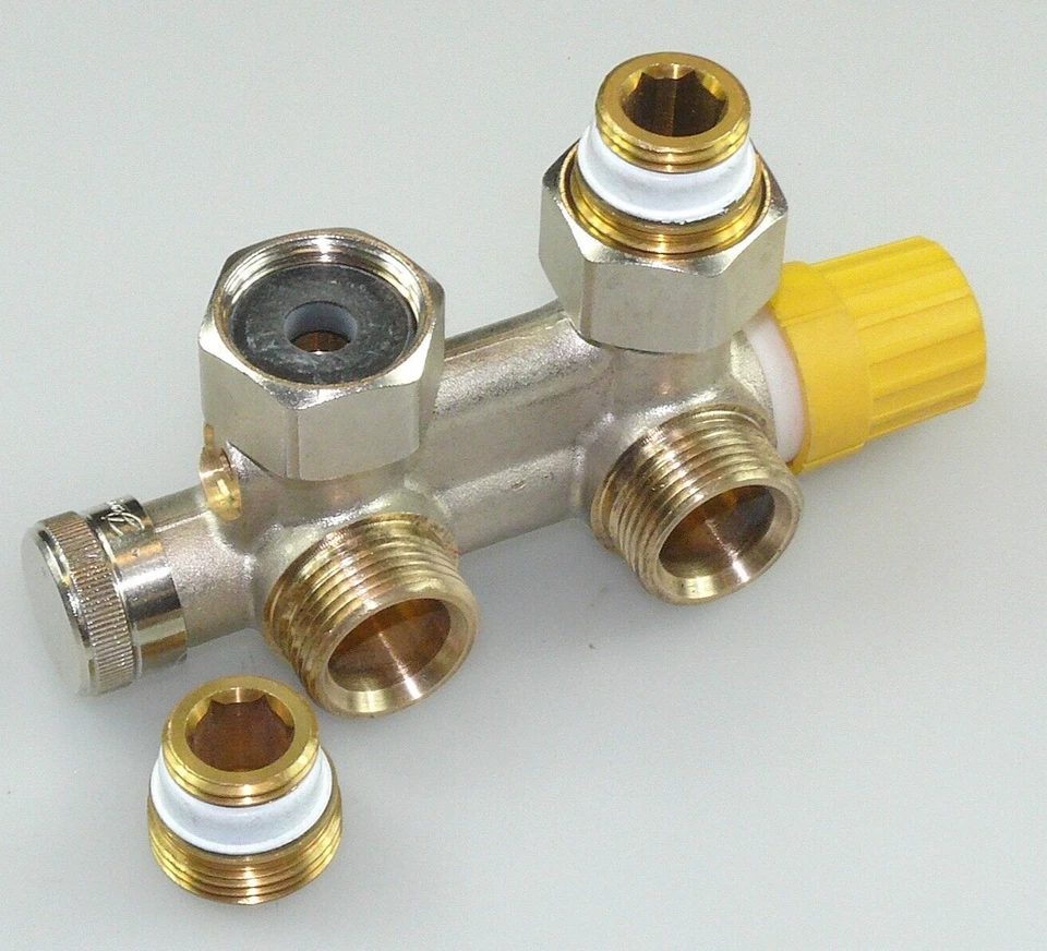 DANFOSS ANSCHLUSSARMATUR VHS-UN ECK THERMOSTATVENTIL BADHEIZKÖRPER HAHNBLOCK - Bild 1 von 1