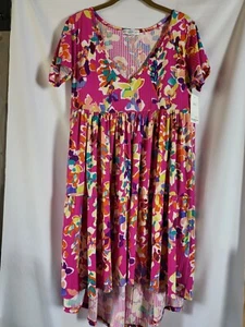 Blakele rosa Blumenkleid XS/Sm St Maarten Stormi Stil Kesler and Co Boutique - Bild 1 von 6