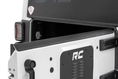 Rough Country Tailgate Protector for 2007-2018 Jeep Wrangler Unlimited - TC73260 - Image 1 of 4