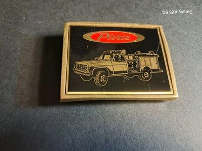 Fivela de cinto de latão Pierce caminhão de bombeiros fabricação Appleton Wisconsin RARO - Imagem 1 de 4