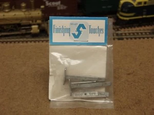 Selly Finishing Touches HO Railroad Crossing Warning (2) 000167 - Picture 1 of 1