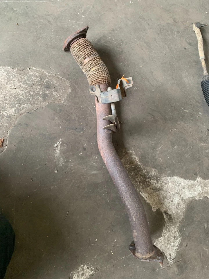 TUBO DE ESCAPE FLEXIBLE NISSAN QASHQAI MK2 (J11) 2014-2021 1.2 GASOLINA Foto 1 de 1
