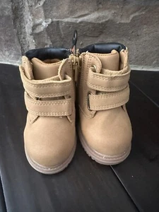 Toddler Boy's Size 3 Wonder Nation Mid-High Top Casual Boots - Picture 1 of 7