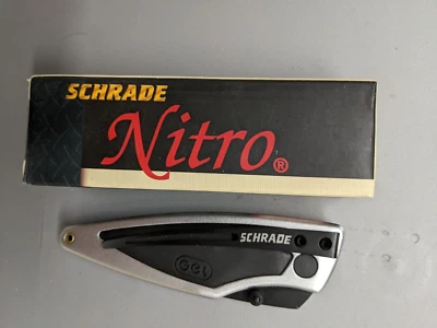Imperial Schrade Nitro, Mango de Gel Gris Aluminio y Negro, Clip de Bolsillo (SCHSQ312) Foto 1 de 2