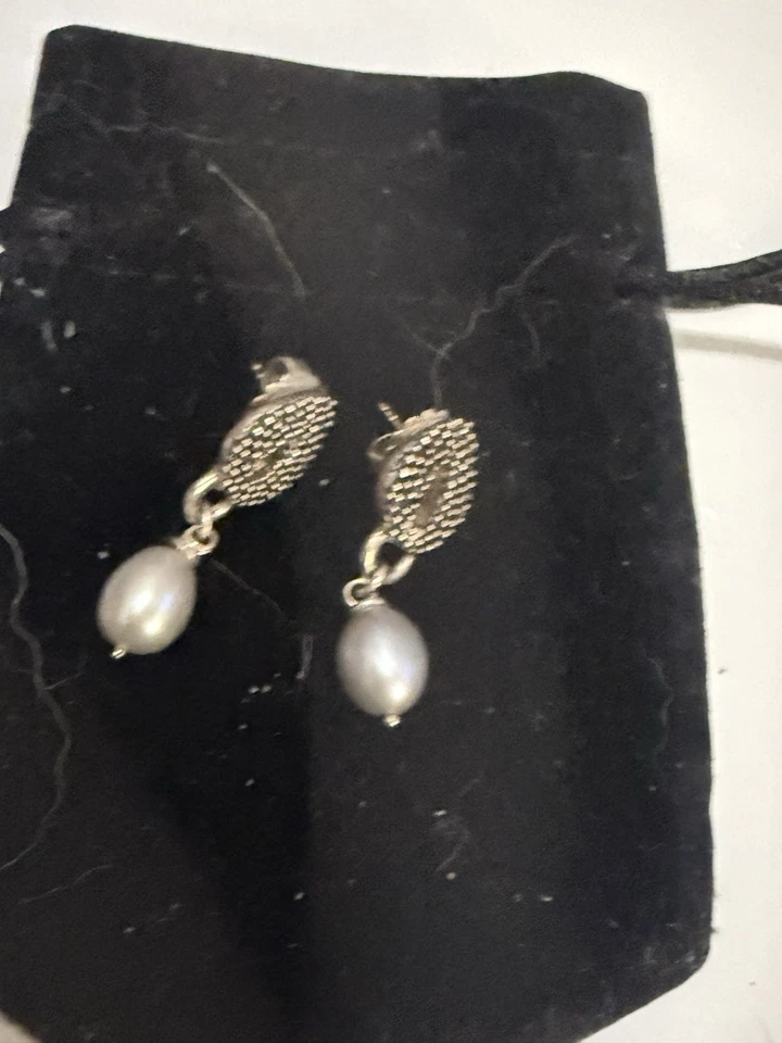 Pendientes colgantes Michael Dawkins perlas lavanda claras  Foto 1 de 4