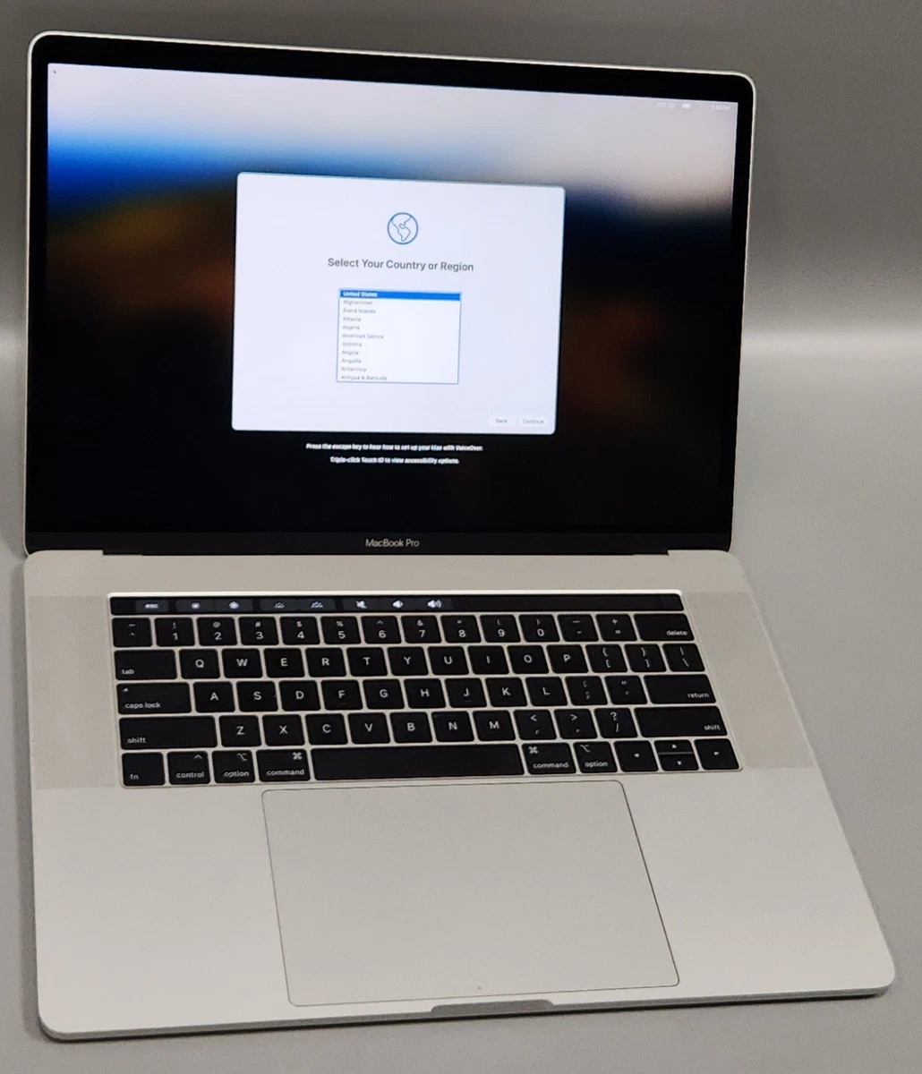 Mac Book Pro 2017Ver 15inch シルバー MacBook Pro 15 インチ (2017) シルバー - Core i7 2.8 GHZ - SSD
