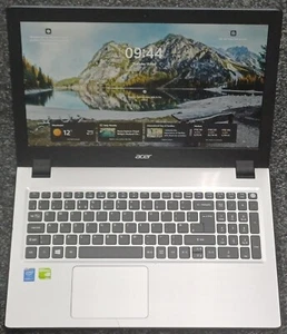 15,6 ZOLL ACER ASPIRE V3-574G INTEL CORE I7 8GB 256GB SSD WIN 11 PRO - Bild 1 von 13