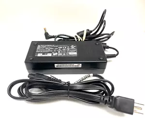 Genuine Delta 135W Laptop AC Adapter 19V 7.11A ORANGE TIP SADP-135EB Charger - Picture 1 of 4