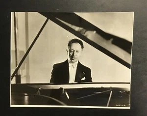 Original 1948 Arthur Rubinstein Pressefoto Photo American Polish Pianist - Bild 1 von 2