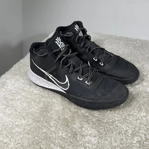 Nike Shoes Men's 13 Black White Kyrie Flytrap 4 - Picture 1 of 10