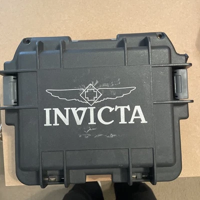 Estuche para reloj de buceo Invicta negro (3 ranuras) duro/resistente portátil de viaje acolchado espuma Foto 1 de 4