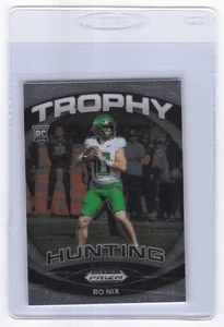 Selecciones del draft Panini Prizm 2024 Trofeo Bo Nix Caza #TH-BNX Novato - Imagen 1 de 2