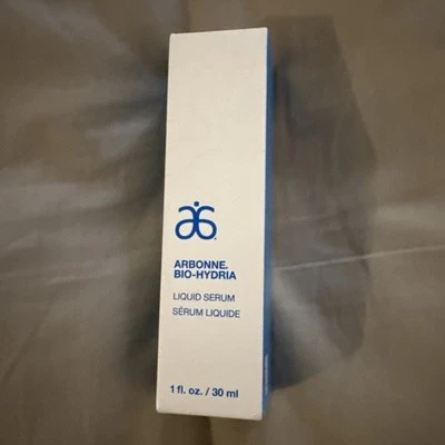 Suero líquido Arbonne Bio-Hydria 1 oz. / Bomba 30ml - Nueva - Exp 10/23 Foto 1 de 2