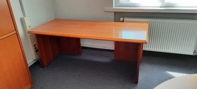 Schreibtisch - Bild 1 von 3