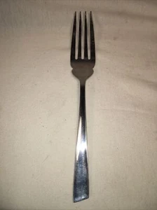 Servidor de horquilla para servir carne de acero inoxidable Sohnaco SOO2 punta en ángulo Japón 8,75 in - Imagen 1 de 6