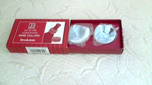 Juego de 2 collares de vino Brookstone NUEVO en caja revestimientos de fieltro de 1,5" de diámetro plateados - Imagen 1 de 3
