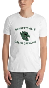 Bennettsville Green Gremlins - Weiß - Kurzarm Unisex T-Shirt - Bild 1 von 8