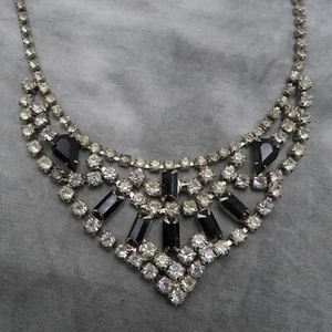 Vintage Rhinestone Necklace Black Clear Faceted Crystal Bib Choker 15.5 in 900c - Picture 1 of 10