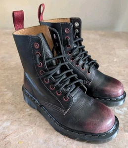 Bota de Combate Dr Martens Rara Pascal - Rojo Cereza Negra Para Mujer Talla 5L Sin Caja - Imagen 1 de 10