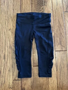 Toddler Girl All In Motion Black Capri Yoga Pants Size XS - EXCELLENT - Picture 1 of 3