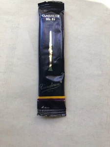Vandoren Clarinet - Bb - Reed Strength 2 Single, NEW - Picture 1 of 5