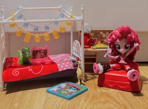 My Little Pony Equestria Girls B4911 Slumber Party Bedroom Set - Pinkie Pie Toy - Picture 1 of 1