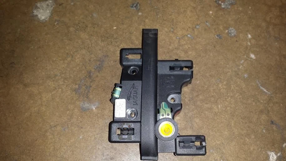 2003 2004 2005 2006 2007 2008 JAGUAR S-TYPE PASSENGER SIDE LIGHT 2R8310C915AC Foto 1 de 3