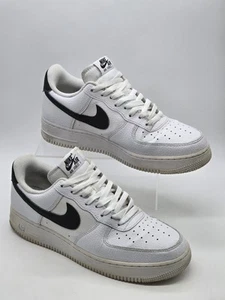 Herren Turnschuhe Nike Air Force 1 '07 niedrig weiß schwarz Größe 10,5 CT2302-100 - Bild 1 von 24