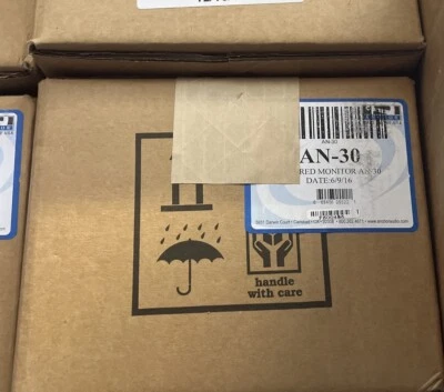 Anchor Audio AN-30 Personal PA System w/ Wall Bracket and Power Adapter