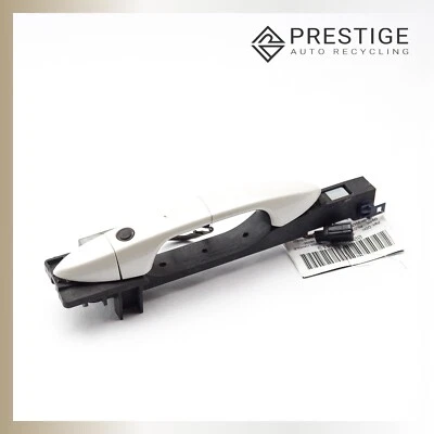 2016-2022 HONDA PILOT Door Handle Exterior Front Right 72141-TG7-A81ZE White OEM - Image 1 of 4