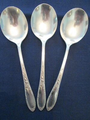 ¡JUEGO 3 CUCHARAS SOPERA CREMA! CHATEAU de colección Oneida Heritage placa de plata patt HERMOSO Foto 1 de 4
