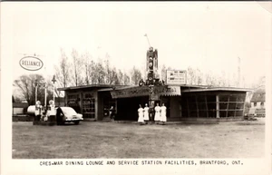 BRANTFORD, ONTARIO, CANADA CRES-MAR DINING & GAS WAITRESSES REAL PHOTO POSTCARD - Picture 1 of 2