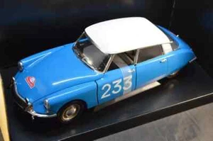 CITROEN DS RALLYE 1963 SCALA 1/18 SOLIDO PRESTIGE S DIE CAST MODELLINO VINTAGE - Foto 1 di 6