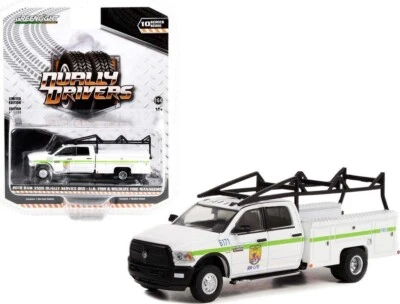 2018 DODGE RAM 3500 Dually Service Bed - San Diego - Fire Dep - 1/64  Greenlight - Image 1 of 3