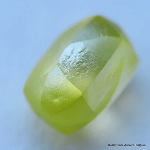 VIVID FANCY YELLOW DIAMOND OUT FROM A DIAMOND MINE, BUY NOW & ENJOY LIFETIME - Picture 1 of 6