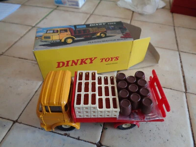 Dinky Atlas : Berliet GAK  Brasseur  Ref 588   TBE - Photo 1/4