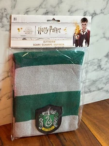 New Harry Potter Slytherin Scarf Ages 8+ Warner Bros Wizarding World - Picture 1 of 6