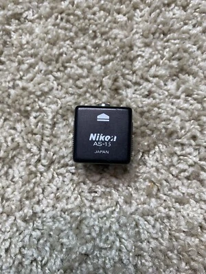Original Nikon AS-15 Sync Terminal Adapter Hot Shoe - Image 1 of 4