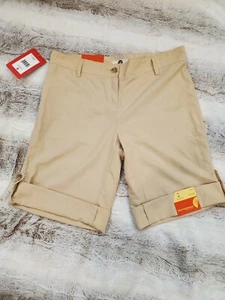 Ladies Bermuda Shorts Size 6 Khaki color By: Weatherproof Garment Co. NEW w/tags - Picture 1 of 9