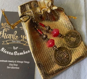 Naturstein & Münze Anhänger chinesischer Stil 3 1/2" Ohrhänger. Boho Hippie. - Bild 1 von 12