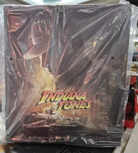 New Hot Toys MMS717 1/6 Indiana Jones the Dial of Destiny Deluxe Ver. in stock - Picture 1 of 4