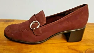 Aerosoles  Size 6.5 Wide Maroon Suede Buckle Accent Square Toe Block Heel NEW - Picture 1 of 4