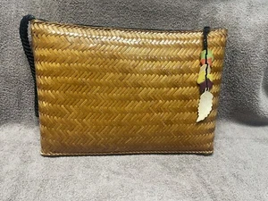 Vintage Lord & Taylor Woven Straw Clutch “Rare Find” - Picture 1 of 6