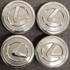 4x Tapas centrales de aleación originales Lexus usadas (M-32) R-2589 A - Imagen 1 de 4
