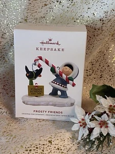 2019 Hallmark FROSTY FRIENDS #40 Ornament FLIGHT SCHOOL - Picture 1 of 4