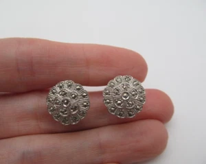 Vintage 925 Sterling Silver Marcasite Round Flower Cluster Screw Back Earrings - Picture 1 of 4