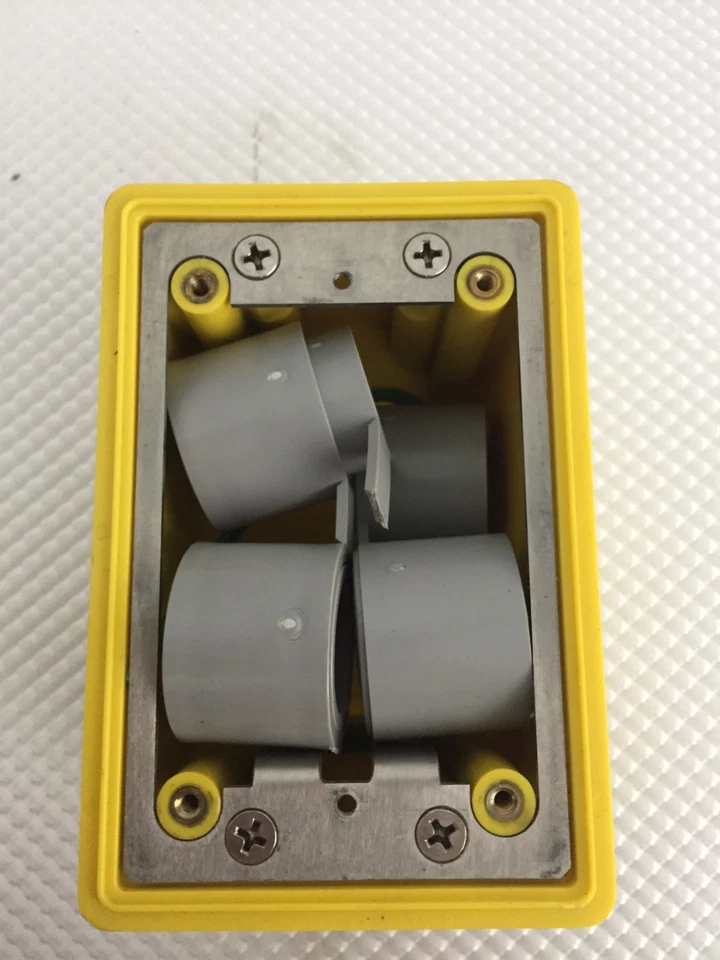 Leviton 000-FDBX1-Y Single Gang Wetguard Fd Extra Deep Box