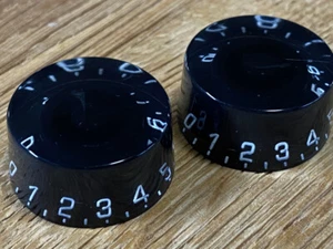 Electric guitar speedknobs, pairs of black or gold finish fits 6mm splined pots - Picture 1 of 12