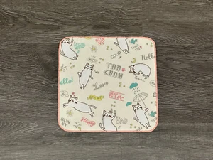Chill Out Kitten Cat Japanese Handkerchief ❘ Hand Towel ❘ Face Towel - Picture 1 of 3