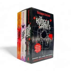 Suzanne Collins The Hunger Games, Catching Fire, Mockingjay - Boxed Set - Picture 1 of 8